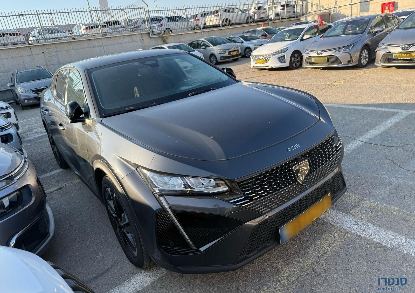 2023' Peugeot 408 פיג'ו photo #2