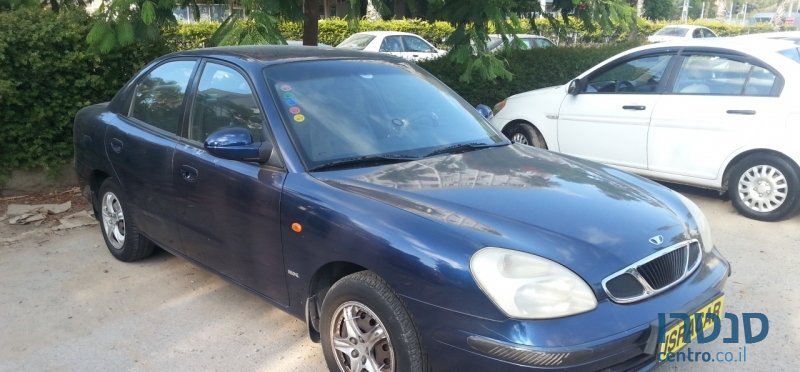 2002' Daewoo Nubira photo #1