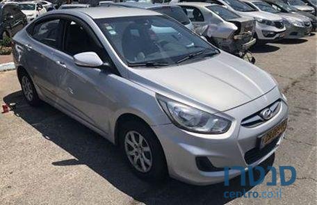 2013' Hyundai i25 i25 יונדאי photo #3