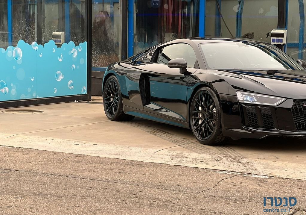 2018' Audi R8 אאודי photo #1