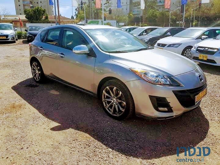 2013' Mazda 3 photo #1