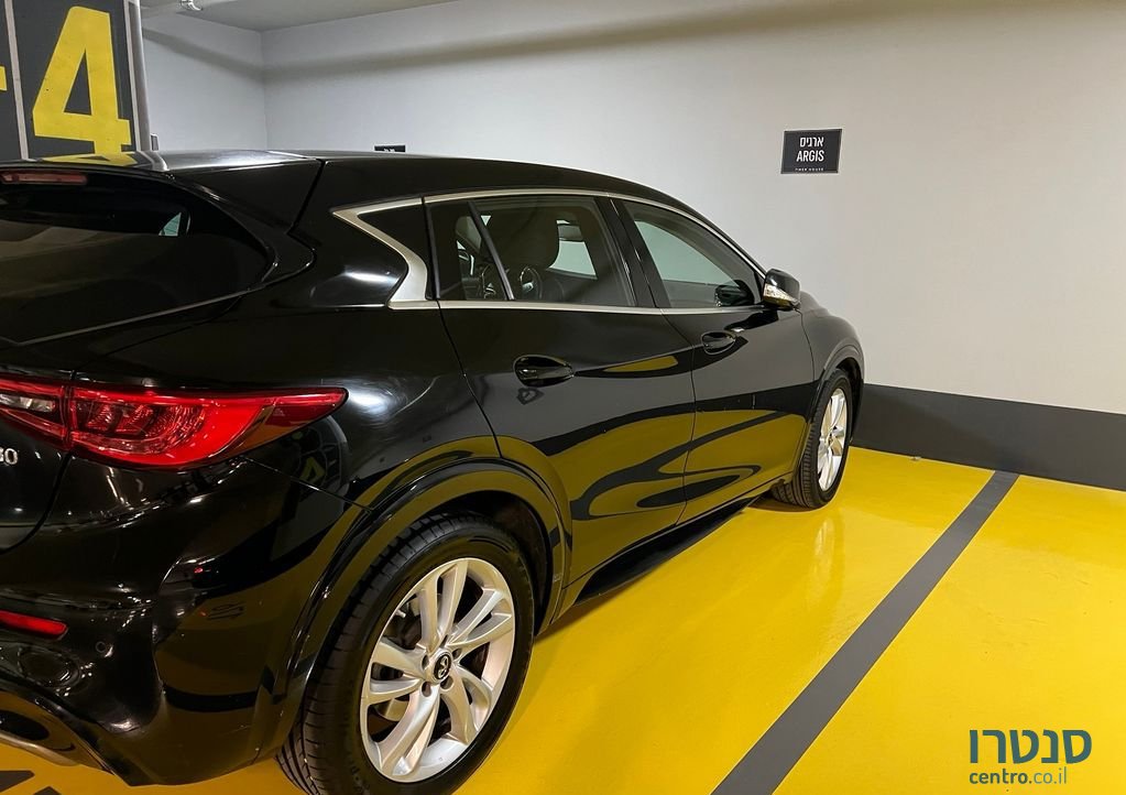 2017' Infiniti Q30 אינפיניטי photo #5