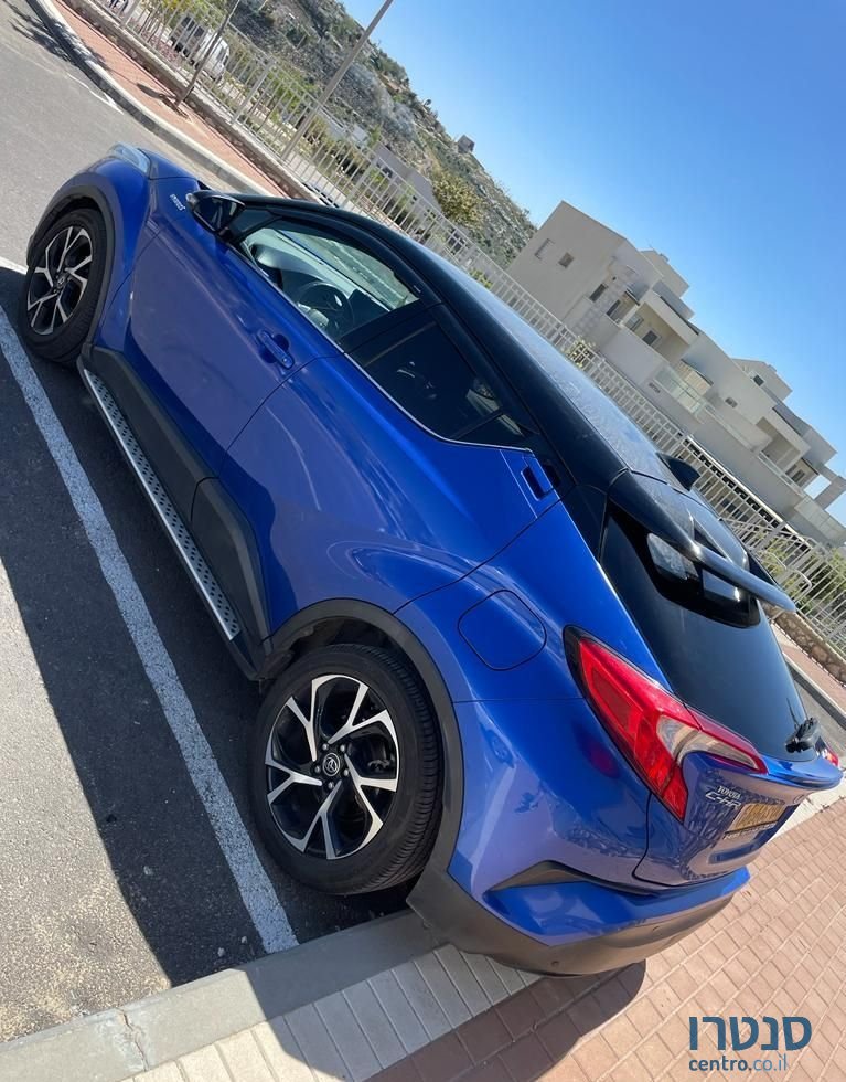 2017' Toyota C-HR טויוטה photo #5