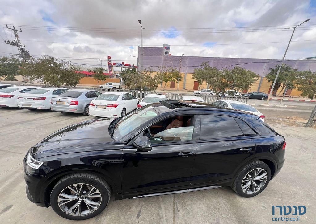 2020' Audi Q8 אאודי photo #2