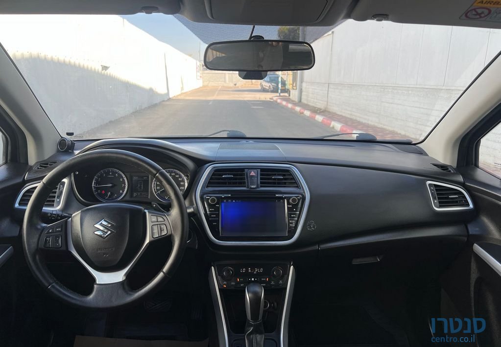 2019' Suzuki SX4 סוזוקי קרוסאובר photo #2