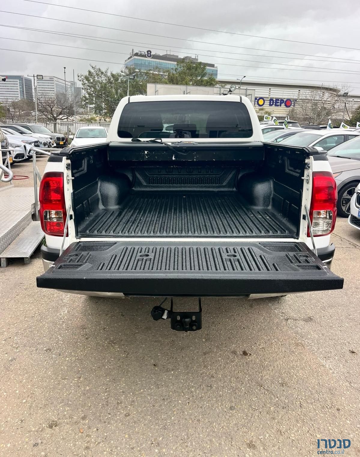 2021' Toyota Hilux טויוטה היילקס photo #3