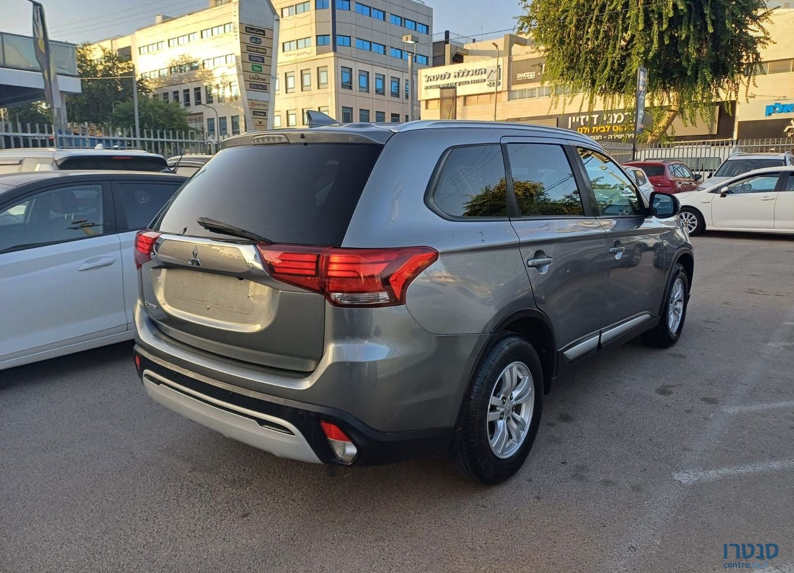 2021' Mitsubishi Outlander מיצובישי אאוטלנדר photo #3