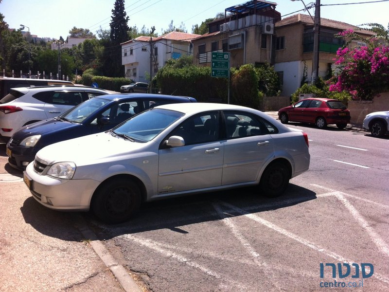 2007' Chevrolet Optra photo #1