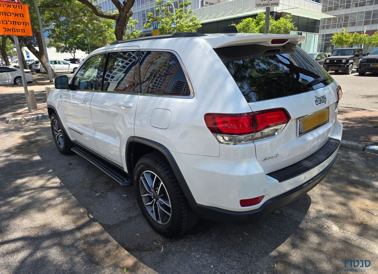 2021' Jeep Grand Cherokee ג'יפ גרנד צ'ירוקי photo #3