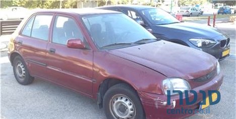 1999' Daihatsu Charade photo #1