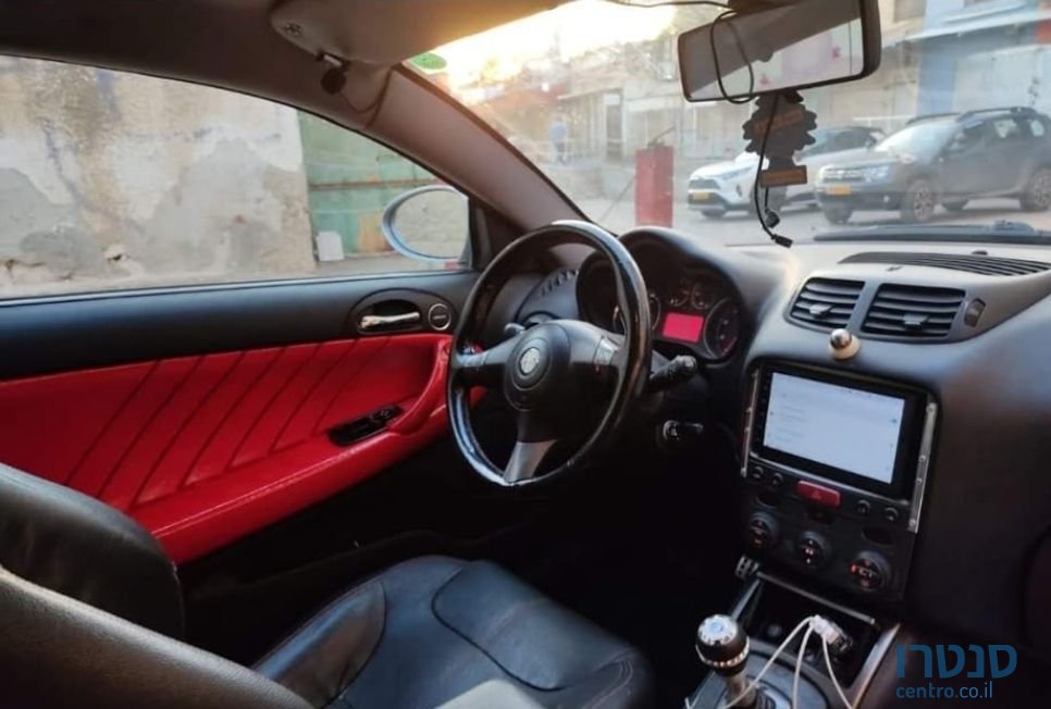 2010' Alfa Romeo GT אלפא רומיאו photo #2