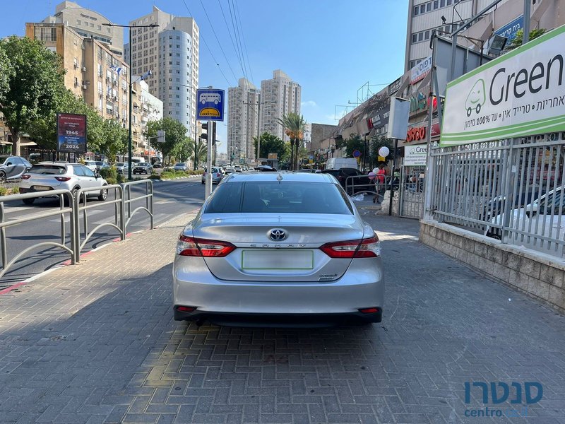 2021' Toyota Camry Hybrid photo #4