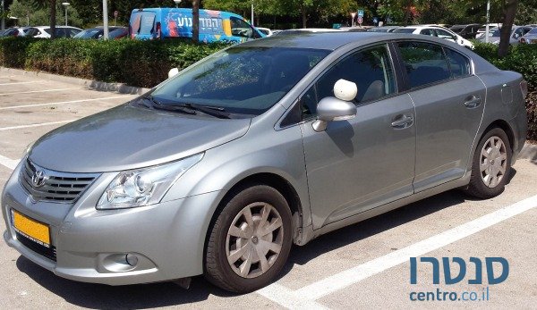 2010' Toyota Avensis photo #1