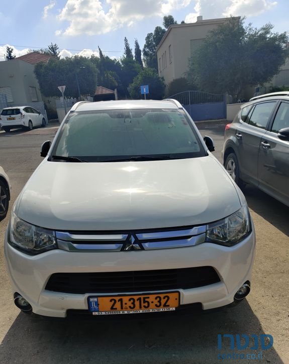 2014' Mitsubishi Outlander מיצובישי אאוטלנדר photo #1