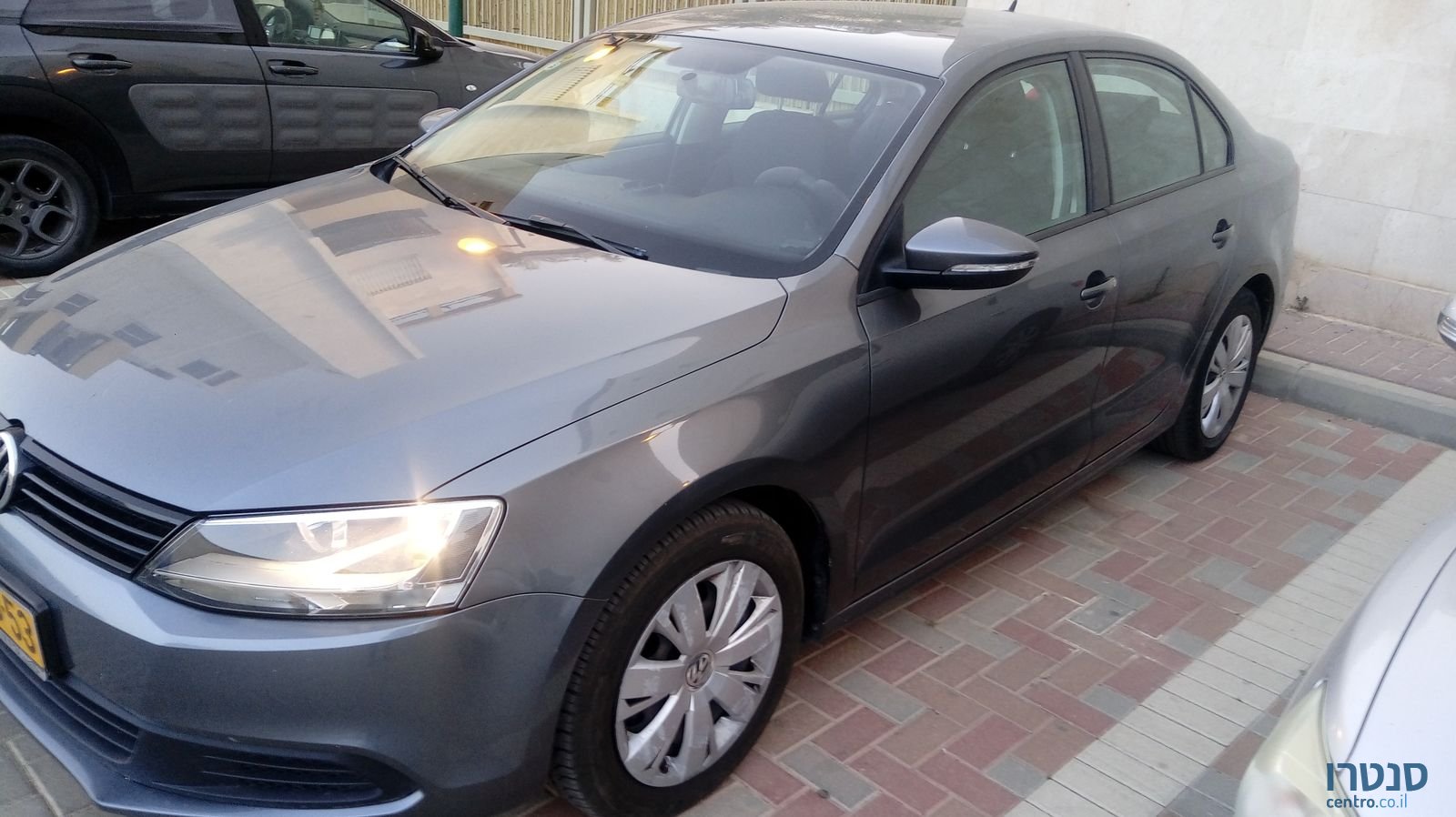 2014' Volkswagen Jetta photo #5