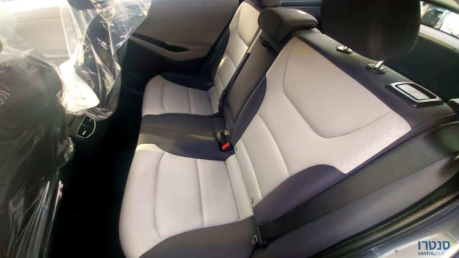 2018' Hyundai Ioniq photo #6