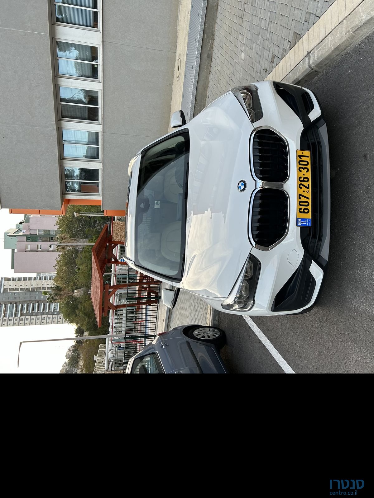 2019' BMW X1 ב.מ.וו photo #1