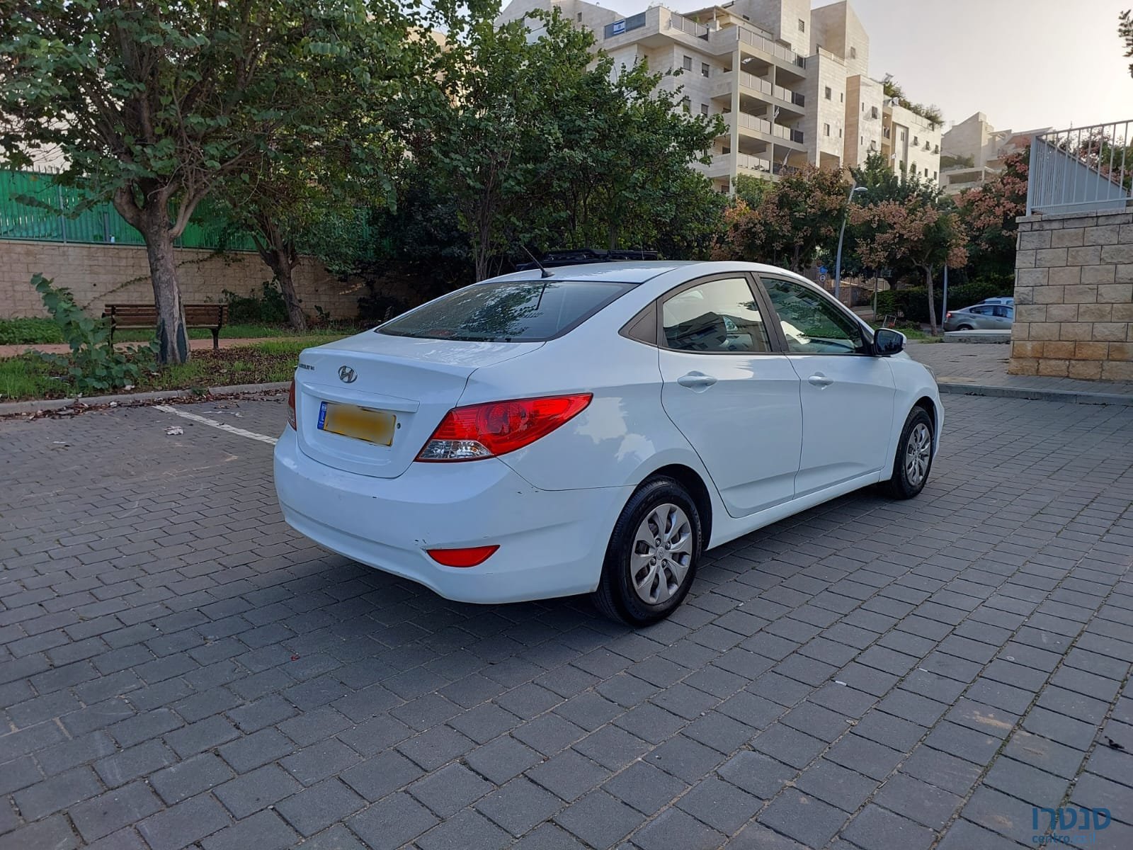 2016' Hyundai i25 photo #4