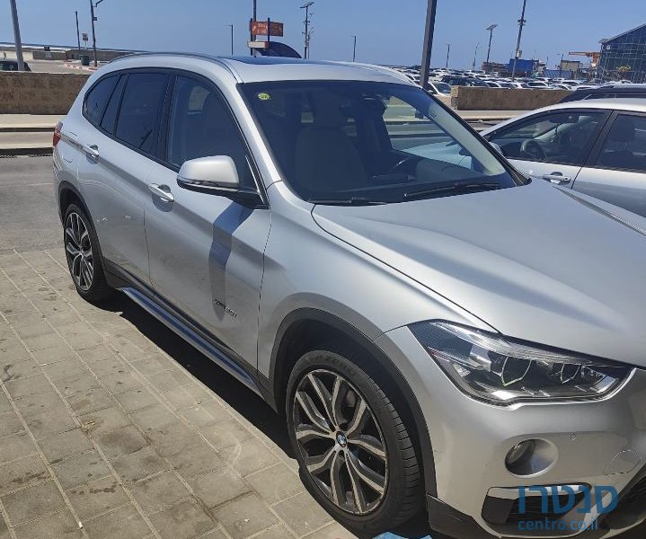 2017' BMW X1 ב.מ.וו photo #3