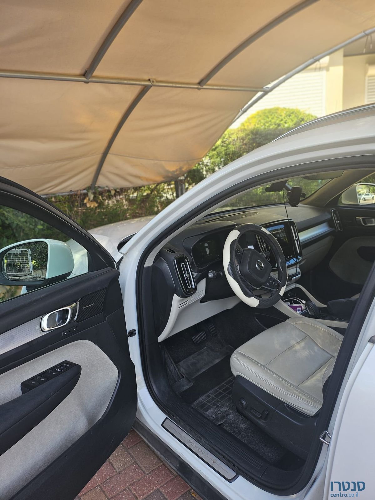 2021' Volvo 40 וולוו photo #3