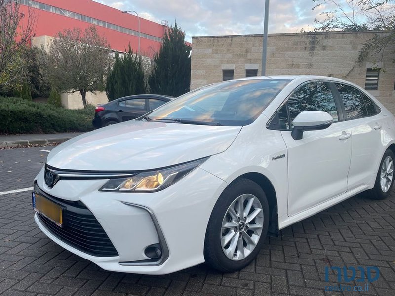 2019' Toyota Corolla טויוטה קורולה photo #2