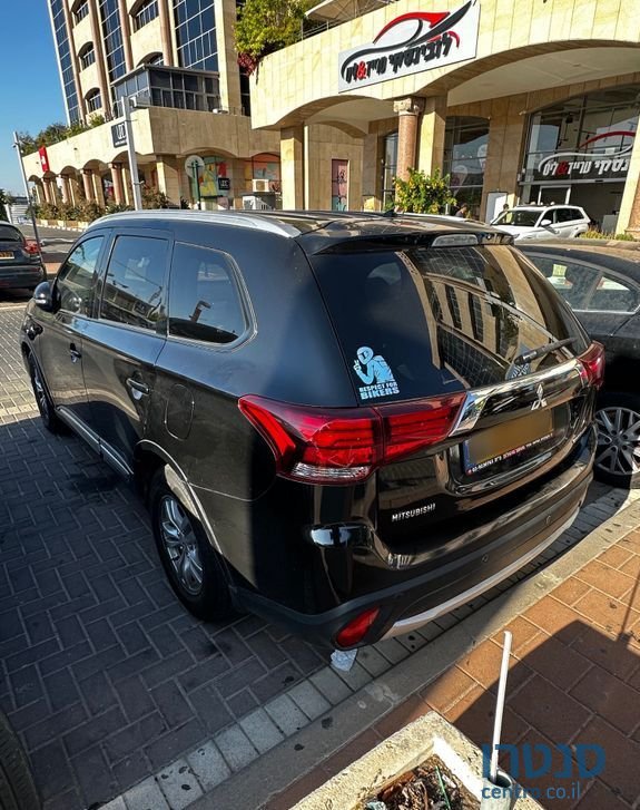 2016' Mitsubishi Outlander מיצובישי אאוטלנדר photo #2