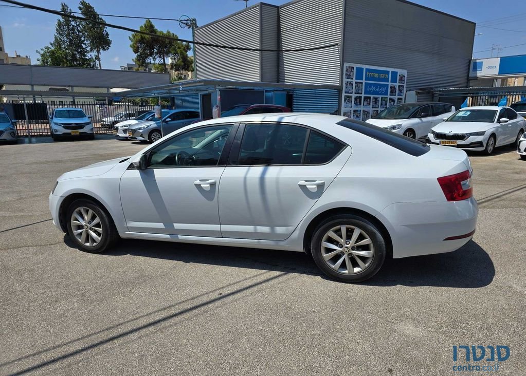 2020' Skoda Octavia סקודה אוקטביה photo #5