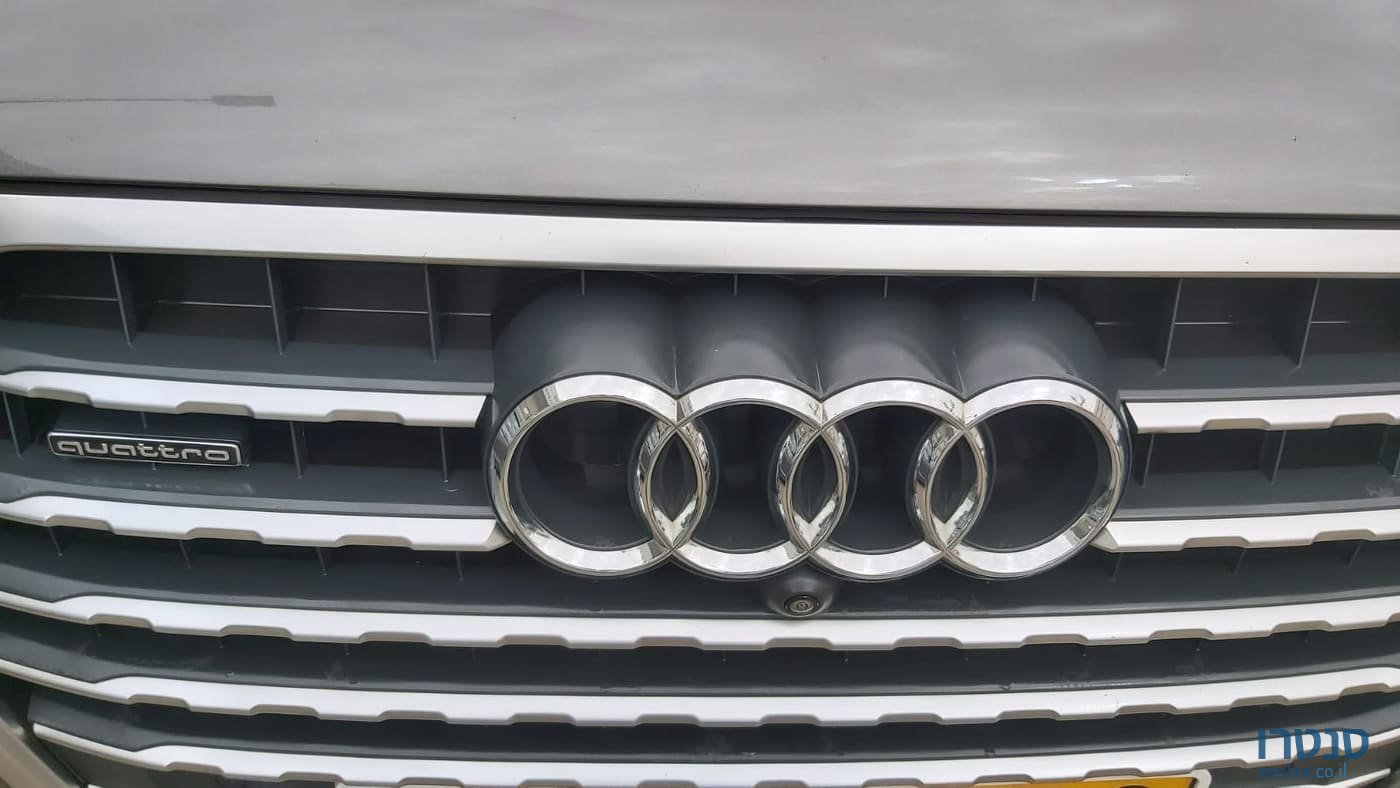 2017' Audi Q7 photo #3