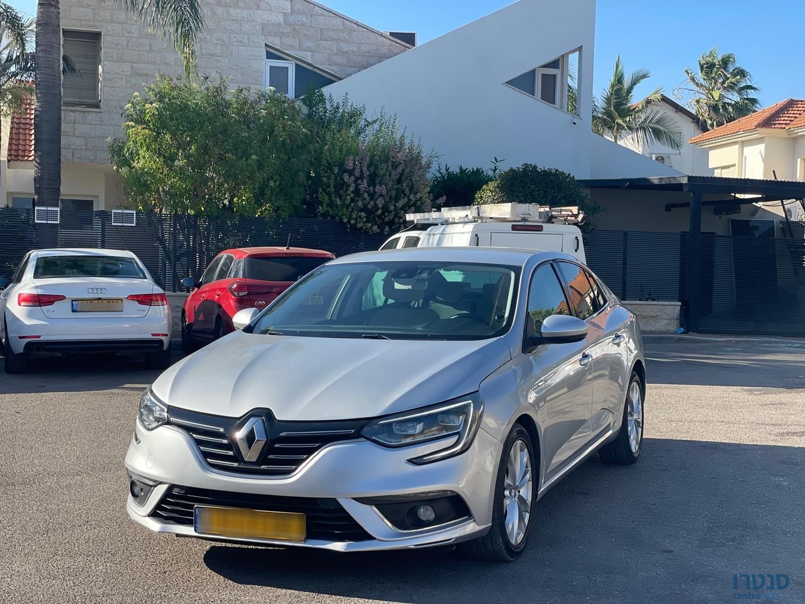 2018' Renault Megane רנו מגאן photo #1