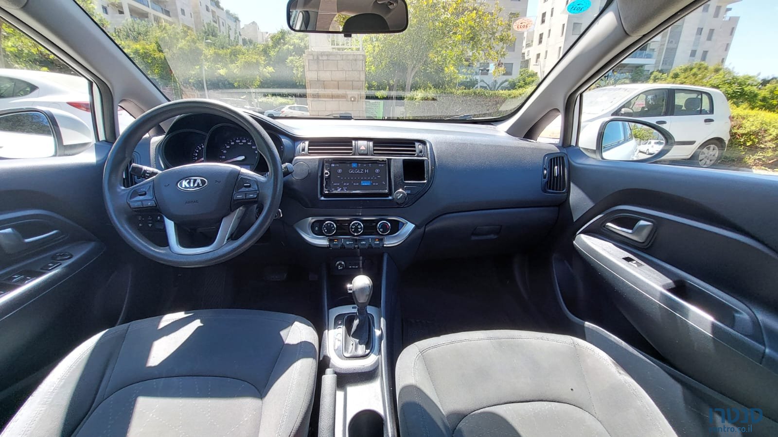 2014' Kia Rio photo #6