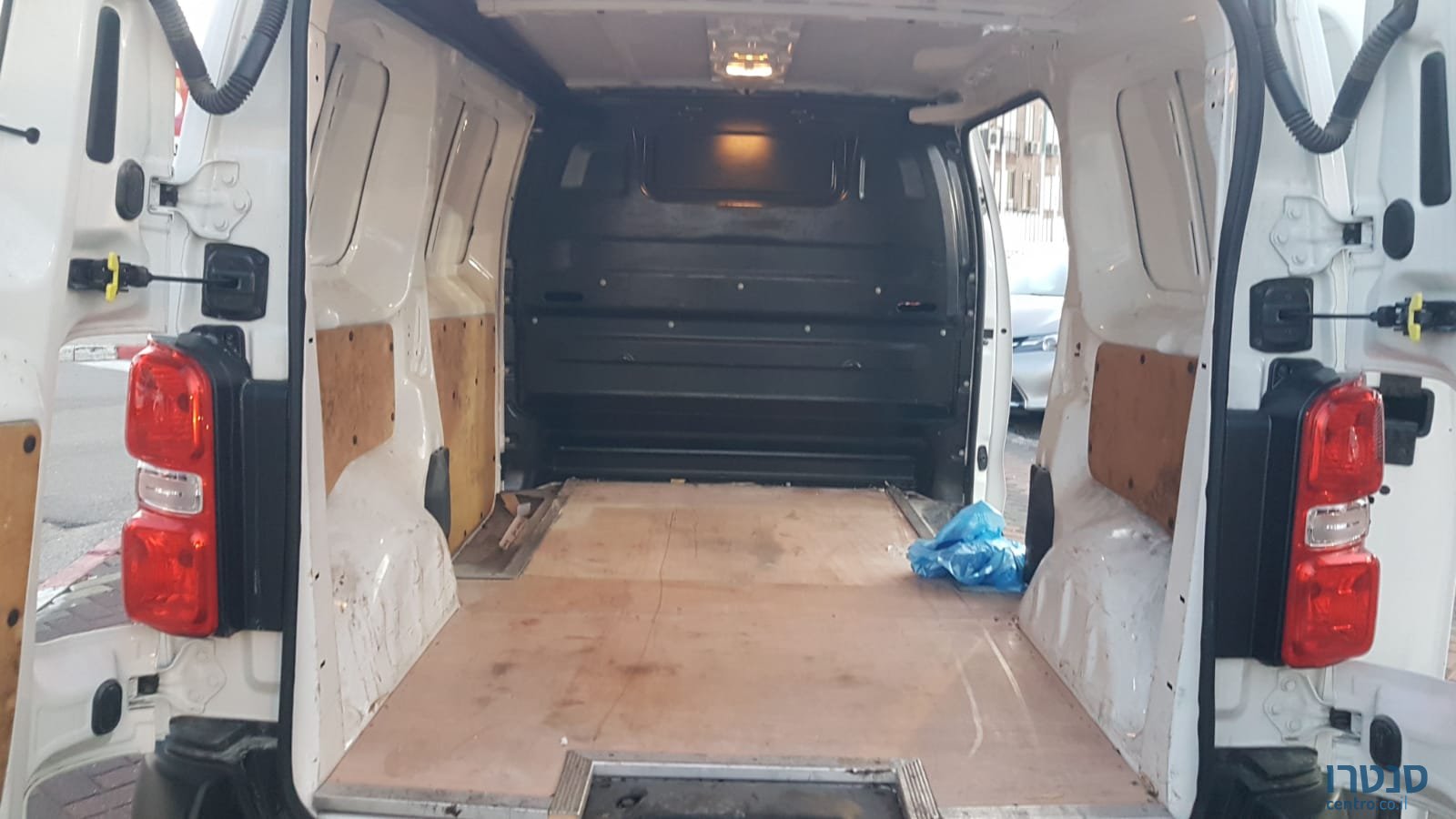 2018' Citroen Jumpy photo #3