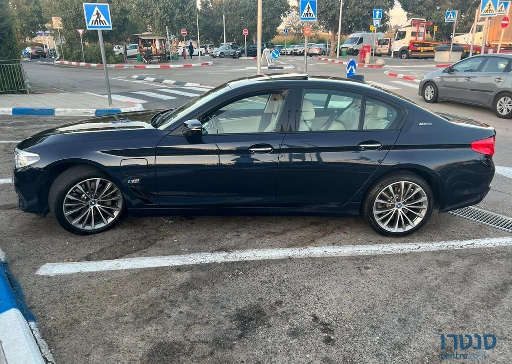 2018' BMW 5 Series ב.מ.וו סדרה 5 photo #2