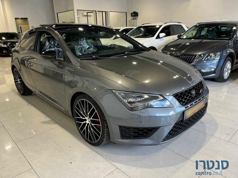 2016' SEAT Leon Cupra photo #2