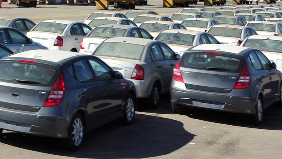 На авторынке конкуренция небольшая, но без ограничений для крупных импортеров она исчезнет