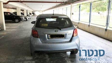 2016' Toyota Yaris טויוטה יאריס photo #3