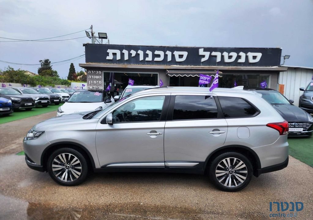 2019' Mitsubishi Outlander מיצובישי אאוטלנדר photo #3