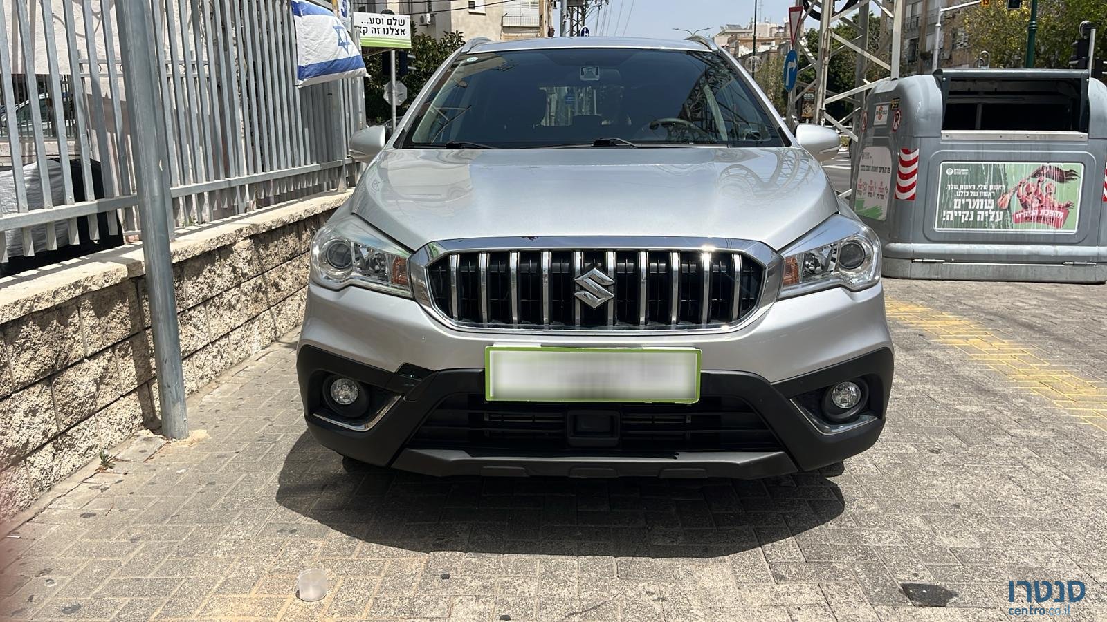 2021' Suzuki SX4 photo #1