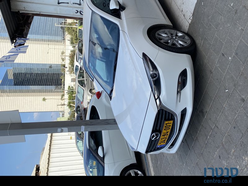 2019' Mazda 3 מאזדה photo #1