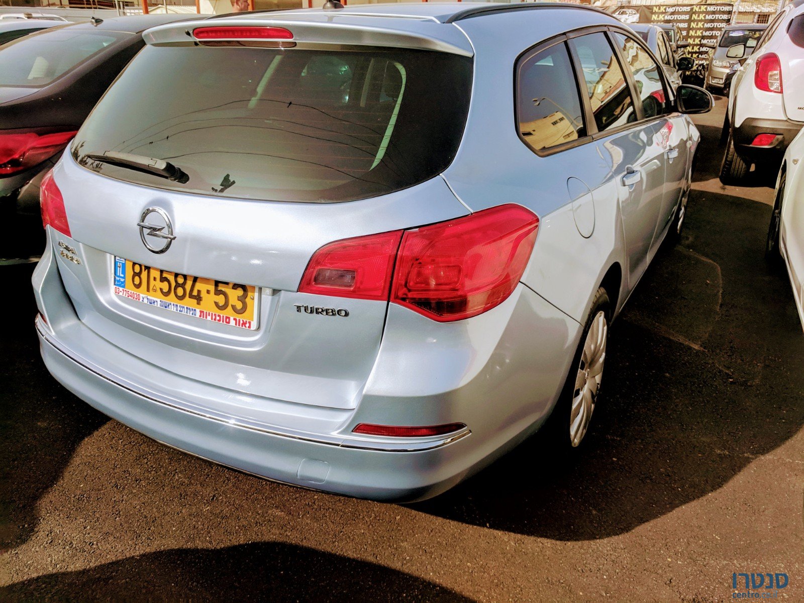 2014' Opel Astra photo #3