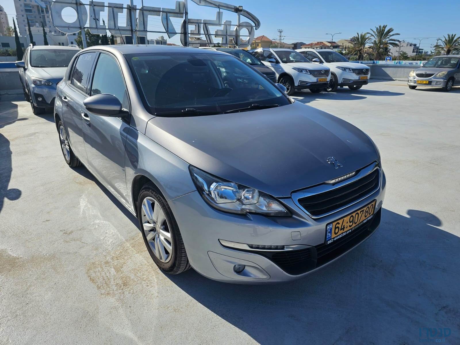 2017' Peugeot 308 photo #1