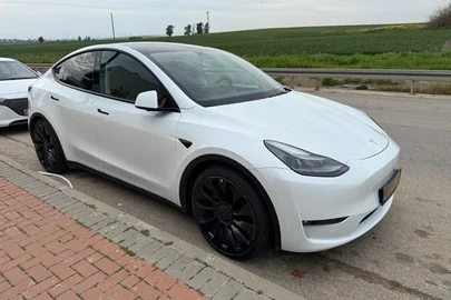 2023' Tesla Model Y טסלה מודל Y