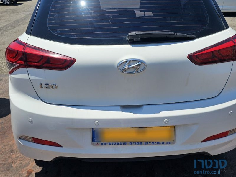 2017' Hyundai i20 יונדאי photo #3