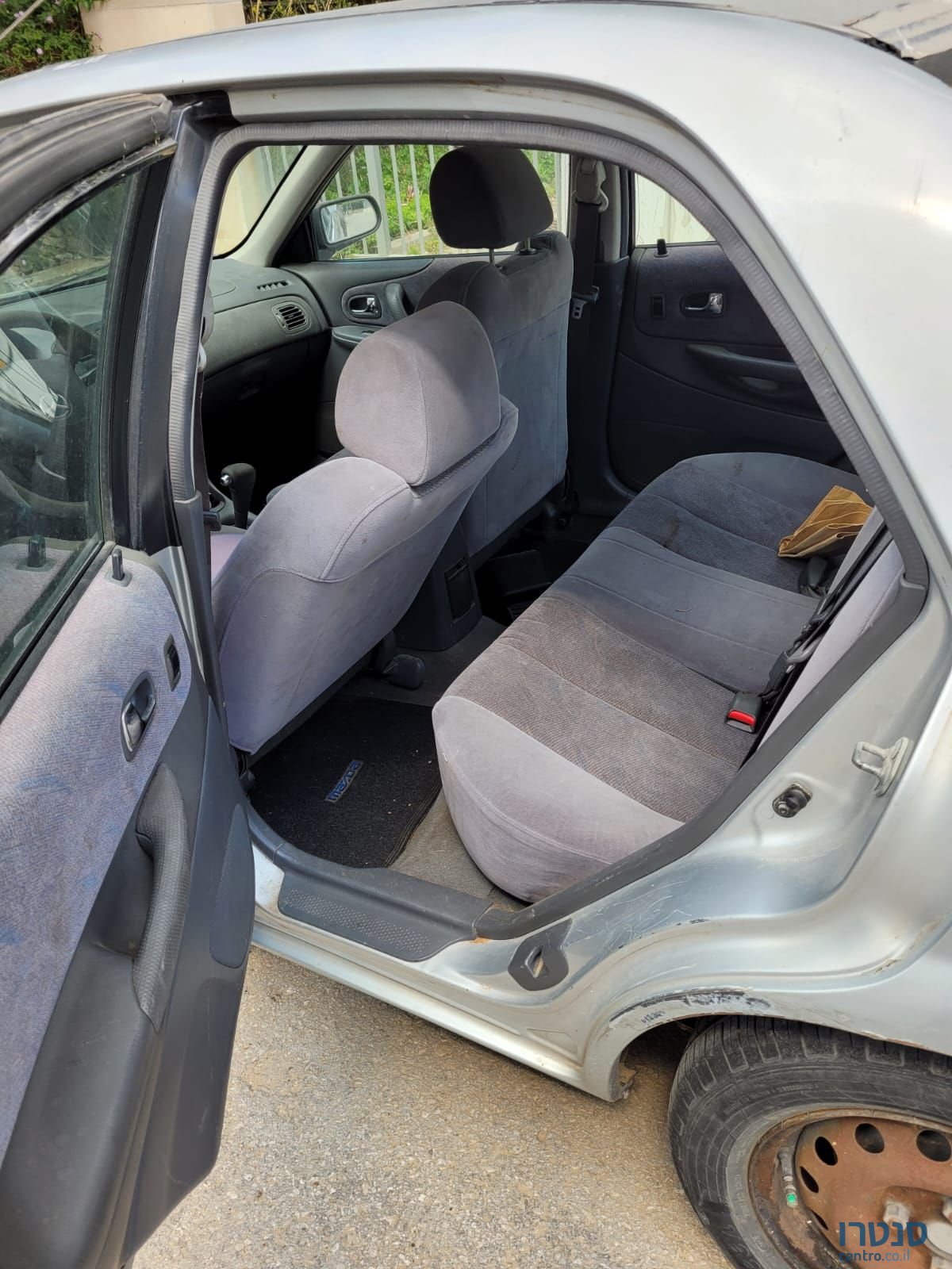 2000' Mazda 323 מאזדה לאנטיס photo #2