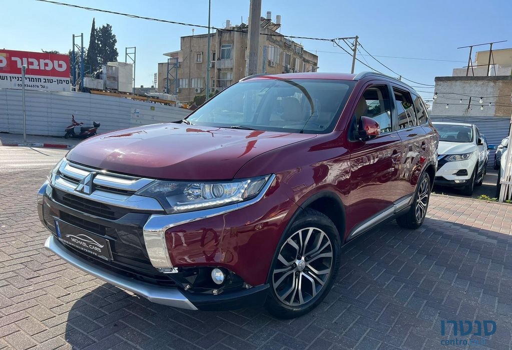2016' Mitsubishi Outlander מיצובישי אאוטלנדר photo #2