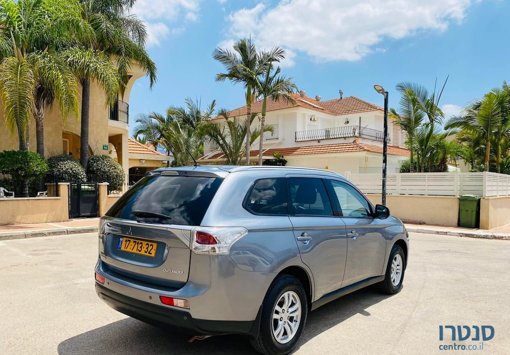 2015' Mitsubishi Outlander מיצובישי אאוטלנדר photo #2