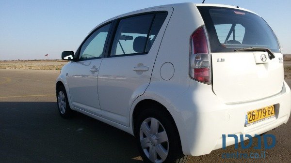 2007' Daihatsu Sirion photo #3