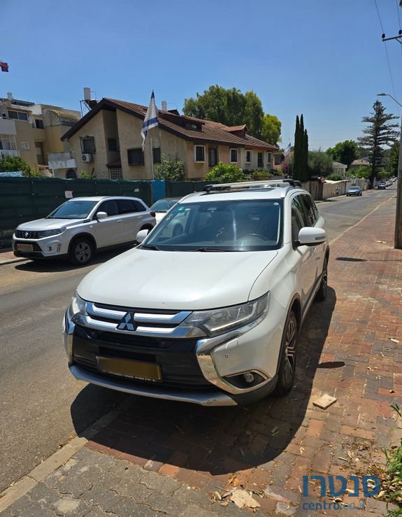 2018' Mitsubishi Outlander מיצובישי אאוטלנדר photo #1