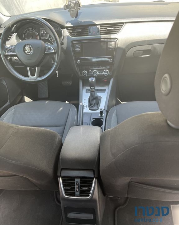 2018' Skoda Octavia סקודה אוקטביה photo #3