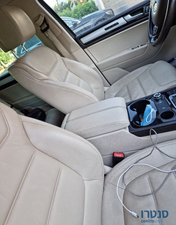 2013' Volkswagen Touareg פולקסווגן טוארג photo #3