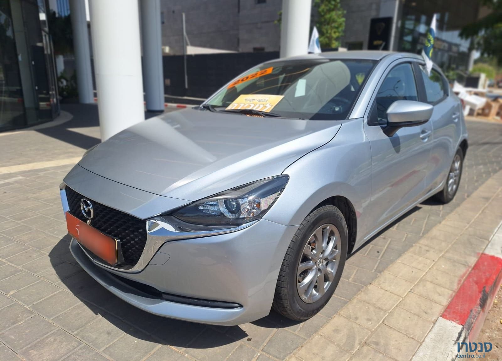 2022' Mazda 2 מאזדה photo #1